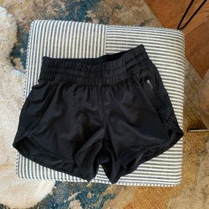 Lululemon track that 4in short